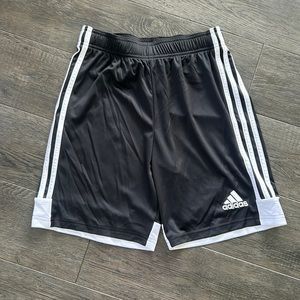Basketball shorts